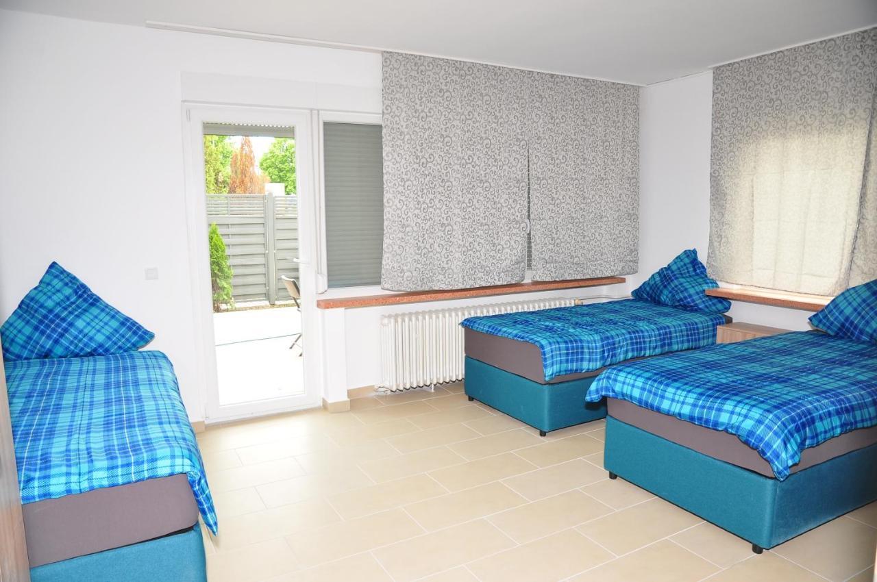 Weisenau Plaza Hostel Mainz Bagian luar foto